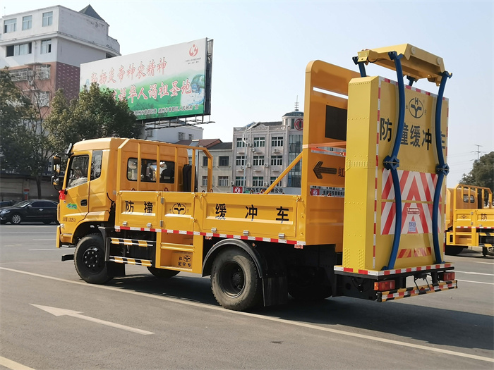 東風(fēng)K6防撞緩沖車