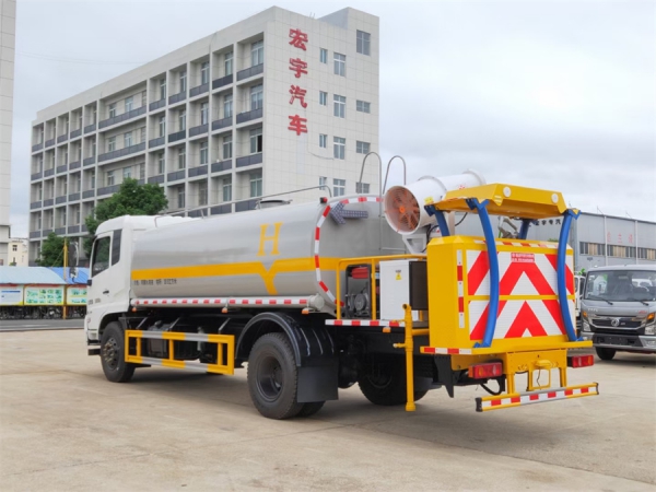 東風(fēng)天錦防撞緩沖車